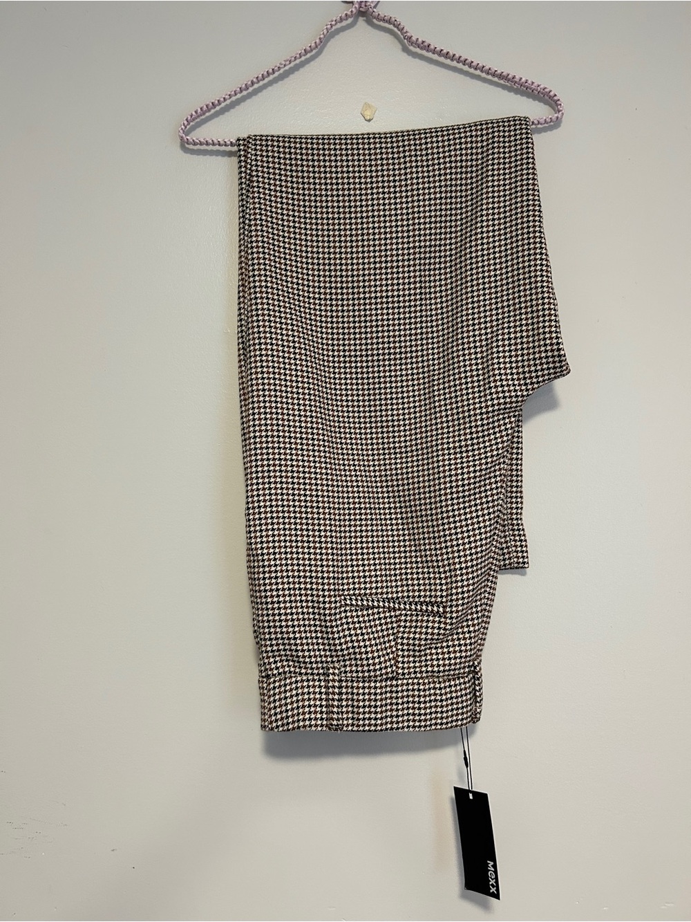 Mexx Women's Black & White Houndstooth Pants